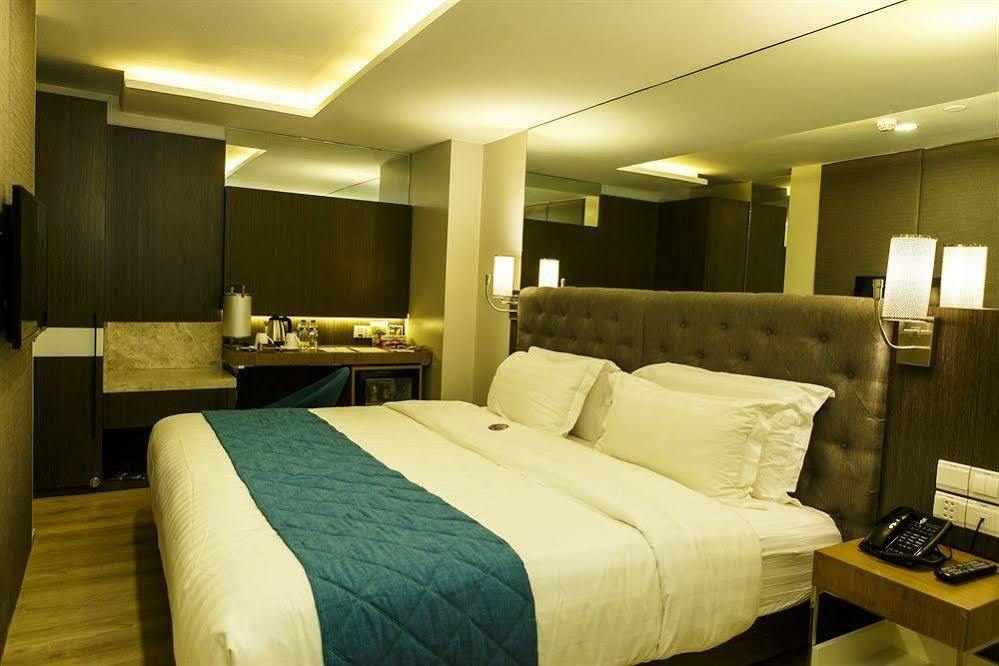 Hotel Xyz Tacloban Kültér fotó